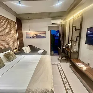 3* Hotel Tago Boutique - Free Airport Pick Up
